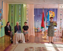 Часопіс “Буся” наведаў бусянятак у дзіцячым садку № 475. Часопіс “Буся” наведаў бусянятак у дзіцячым садку № 475.